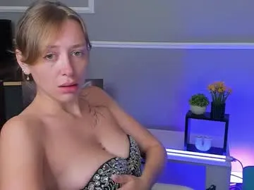 phoebepaw – webcam model profile photo Image 11