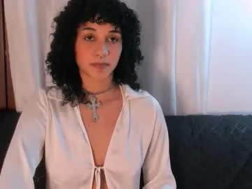 merrilyn – webcam model profile photo Image 15