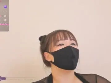 bright_diamonds_054 – webcam model profile photo Image 17