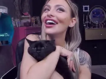 lanie__ – webcam model profile photo Image 9