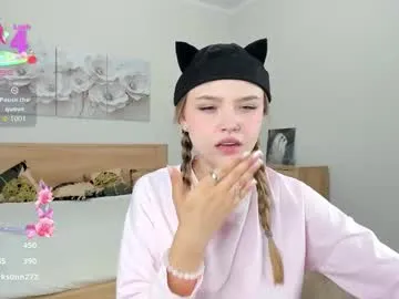 cassiemiles – webcam model profile photo Image 11