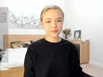 cassiemiles – webcam model profile photo Image 9