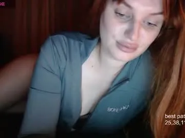 phoebepaw – webcam model profile photo Image 13