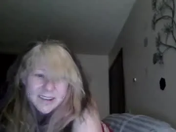 informal_ – webcam model profile photo Image 8