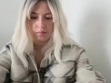 missvalery_1 – webcam model profile photo Image 6