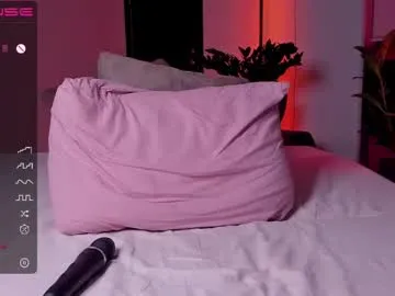 diana_santy – webcam model profile photo Image 5