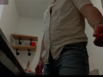 skyisland777 – webcam model profile photo Image 6