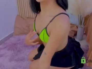 abrilhelena8 – webcam model profile photo Image 10