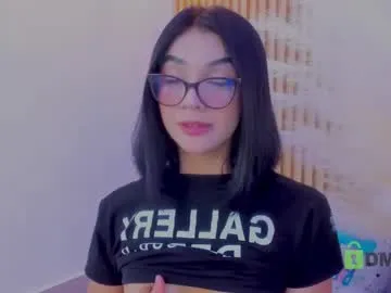 abrilhelena8 – webcam model profile photo Image 9