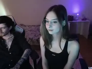 faplex – webcam model profile photo Image 4