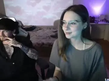 faplex – webcam model profile photo Image 5