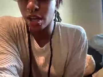 lexilow – webcam model profile photo Image 2