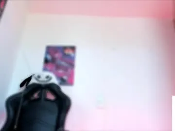 ivyplush – webcam model profile photo Image 3