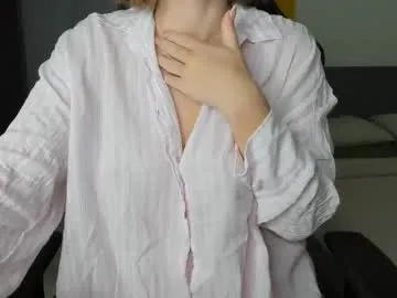 fixielu – webcam model profile photo Image 15