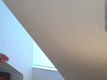 little_effy18_ – webcam model profile photo Image 15