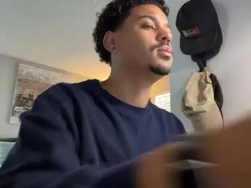 skinnys_couple_ – webcam model profile photo Image 12