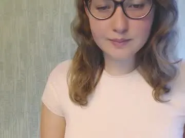 julyaandraul – webcam model profile photo Image 16