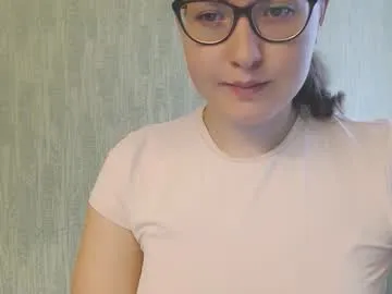 julyaandraul – webcam model profile photo Image 18