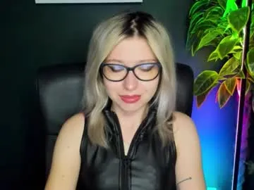 _sirine_ – webcam model profile photo Image 13