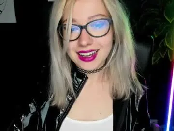 _sirine_ – webcam model profile photo Image 4