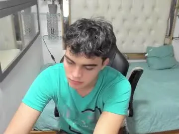 adriana_elvis – webcam model profile photo Image 18