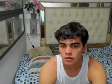 adriana_elvis – webcam model profile photo Image 9