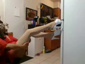 marianalopez81 – webcam model profile photo Image 12