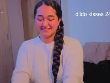 _sirine_ – webcam model profile photo Image 17