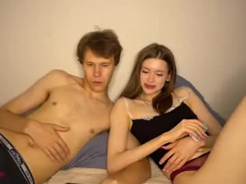 slutlittlecamila – webcam model profile photo Image 6