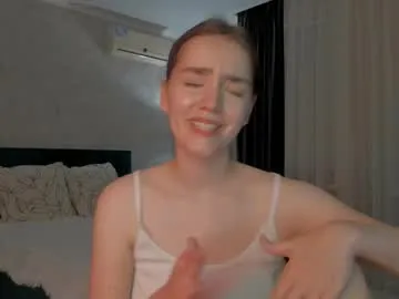 lanie__ – webcam model profile photo Image 4