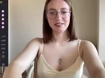 lyly_loveyou – webcam model profile photo Image 4