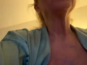 hotblondemilf1962 Image 11