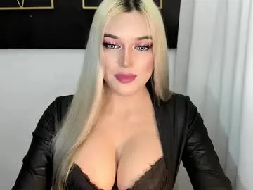 milly_shy – webcam model profile photo Image 10