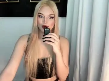 milly_shy – webcam model profile photo Image 19