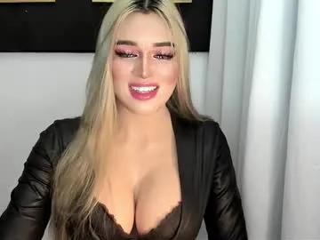 milly_shy – webcam model profile photo Image 2