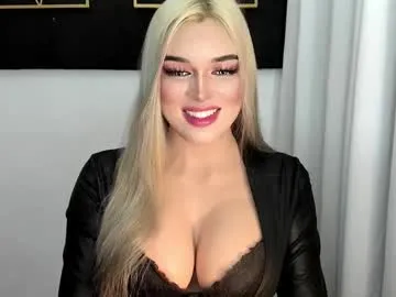 milly_shy – webcam model profile photo Image 5