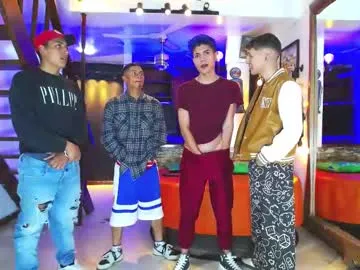 informal_ – webcam model profile photo Image 17