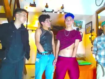 informal_ – webcam model profile photo Image 7