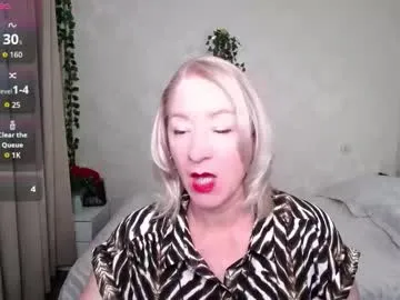 allie_pearl – webcam model profile photo Image 14