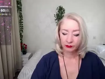 allie_pearl – webcam model profile photo Image 19