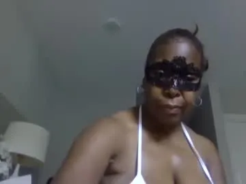 intrigueeme – webcam model profile photo Image 19