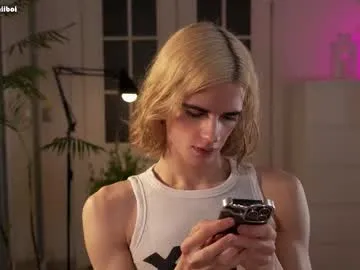 informal_ – webcam model profile photo Image 4