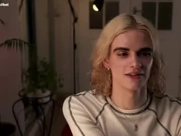 informal_ – webcam model profile photo Image 6