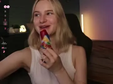 GiaSkye – webcam model profile photo Image 2