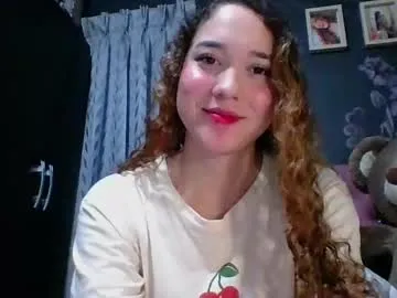 queeneliaa_ – webcam model profile photo Image 10