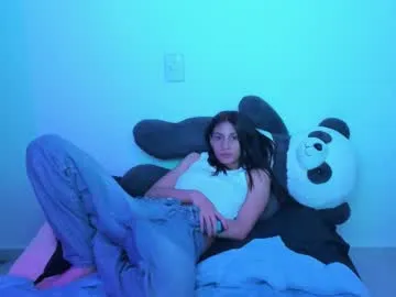 ren_esma – webcam model profile photo Image 2