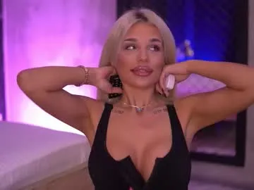 lanie__ – webcam model profile photo Image 16