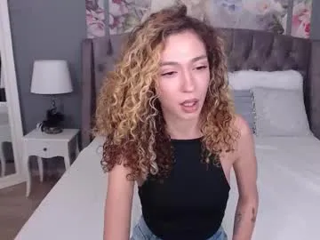 littlee33 – webcam model profile photo Image 19