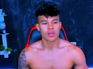 laurenxcros – webcam model profile photo Image 9