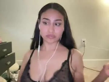 cherriana – webcam model profile photo Image 10